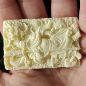 New Natural White Tridacna Hand Carved Guan Yu Pendant Amulet.